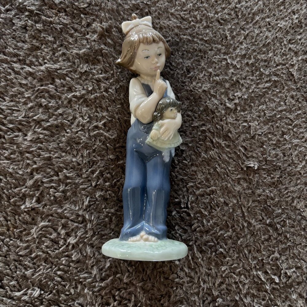 Lladro Nao Girl Holding Doll Figurine